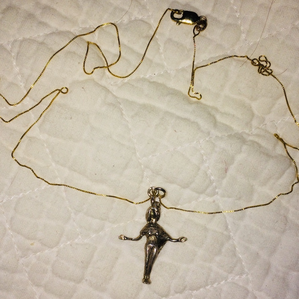 Rare Unique Ladies Vintage 10 K gold Egyptian lady pendant and chain